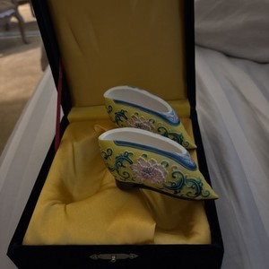 Pair Chinese Floral Yellow Porcelain  Dragon Bound Feet Shoes 4 1/2” With Box