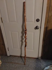 NATURAL TWISTED HIKING STICK (  OAK ) AWESOME TWISTS &  RICH COLOR