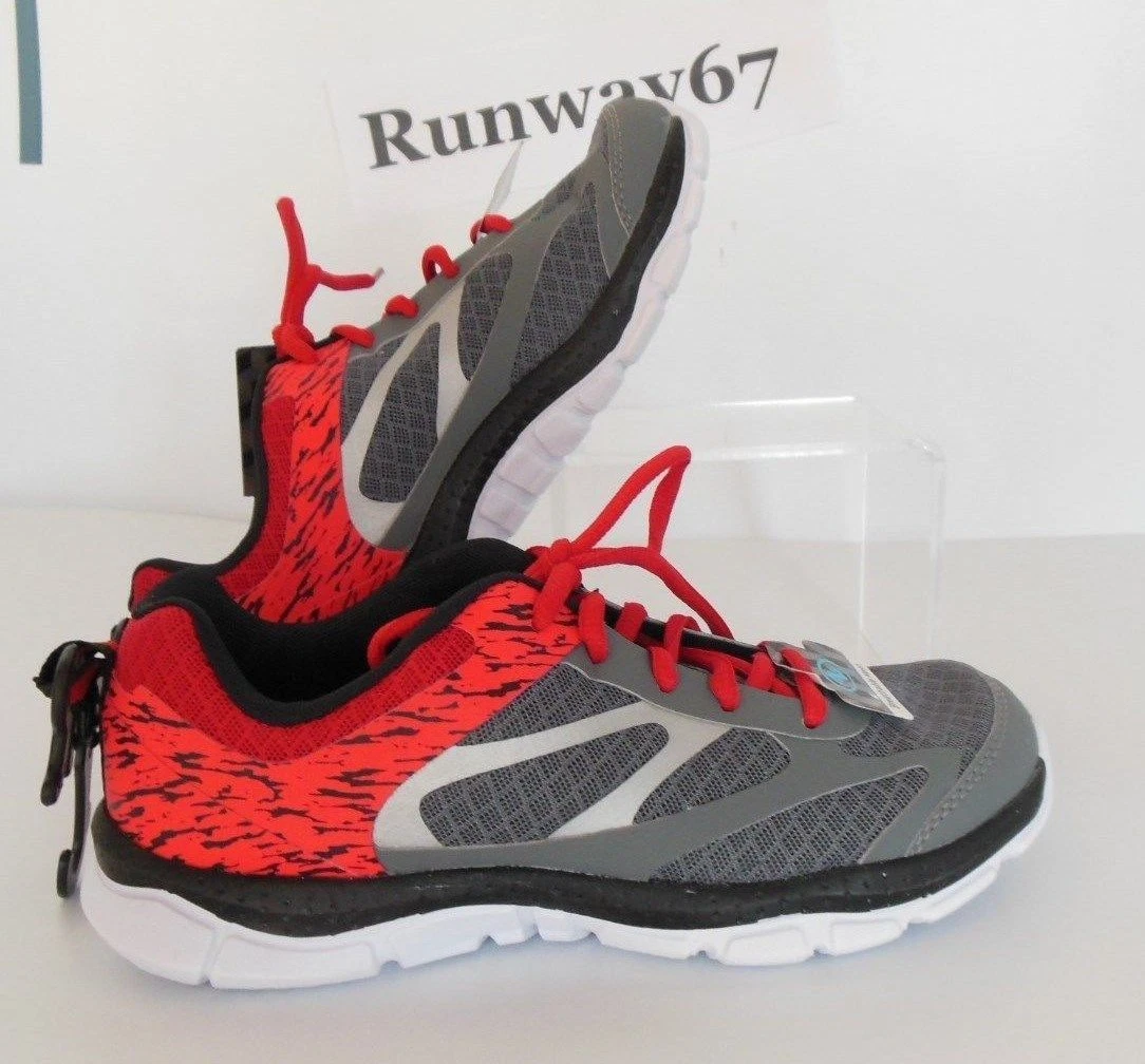 Boys Sneakers Lightweight Running Shoes size 12 Breathable Mesh
