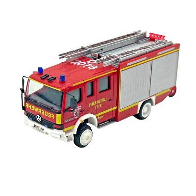 1:87 Herpa Mercedes-Benz Atego LF 16/12 Feur - Notfall Düsseldorf Ziegler H0