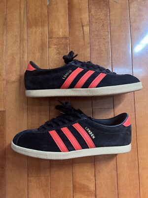 adidas London: Size