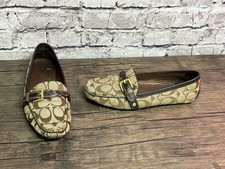 Coach Women s Loafers Size 8 Khaki/Brown SAIDEY