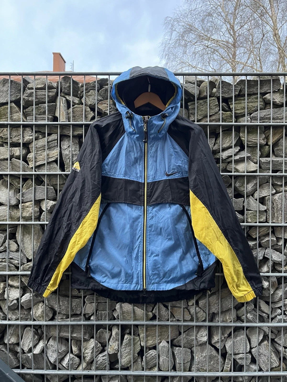 Vintage NIKE ACG STORM FIT JACKET Windbreaker Men’s Size S Rare Drill Gorpcore
Opens in a new window