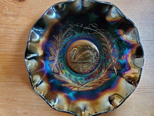 Carnival Glass Crown Crystal AMETHYST  SWAN Sauce