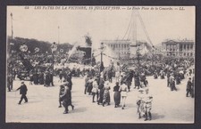 FRANCE, Postcard, WWI, Victory Parade 1919 Paris, The Crowd Place de la Concorde