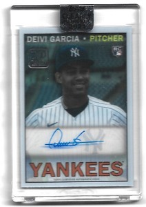2021 Topps Clearly Authentic 70 Years Autograph Rookie Deivi Garcia 70TBA-DG