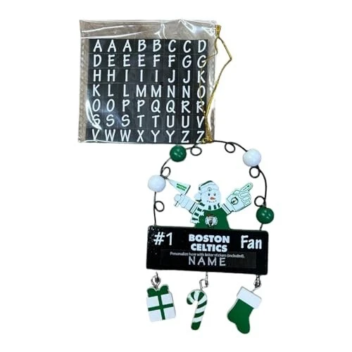 Adorno de muñeco de nieve personalizable Boston Celtics Foto 2 de 2