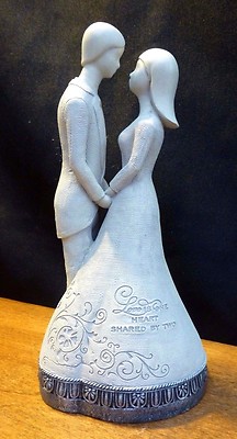 Wedding Couple Figurine ''Love is one heart shared by two'' Cake Topper *NEW*