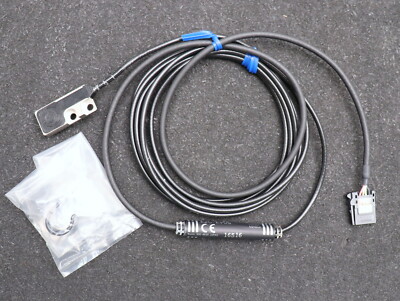 OMRON Induktiver Sensor E2C-EV05 unbenutzt