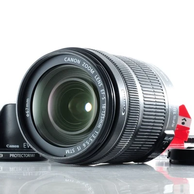 Objectif Canon EF-S 18-135 mm f/3,5-5,6 IS STM du Japon [Presque comme neuf] - Photo 1/4