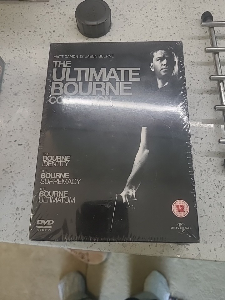 The Bourne Identity The Bourne Supremacy The Bourne Ultimatum  Box Set DVD new