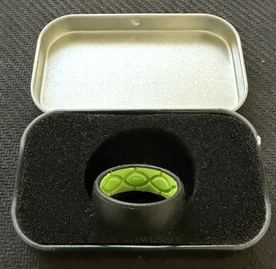 Groove Ring Black/Green Size 8 Men's
