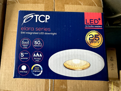 Box x 12 weiße LED Einbaustrahler TCP Elara 5W integriert IP65 FEUERFEST warmweiß