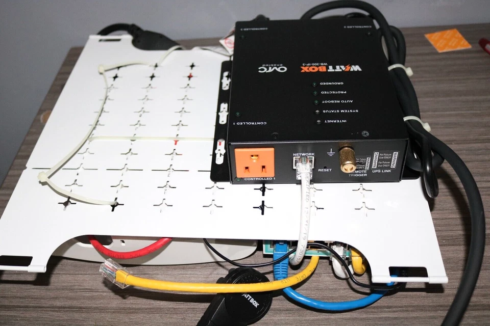 SET OF Ruckus ZoneFlex R610Wireless Access Point, WATTBOX,MICROTIK BOARD. - Image 4 of 4