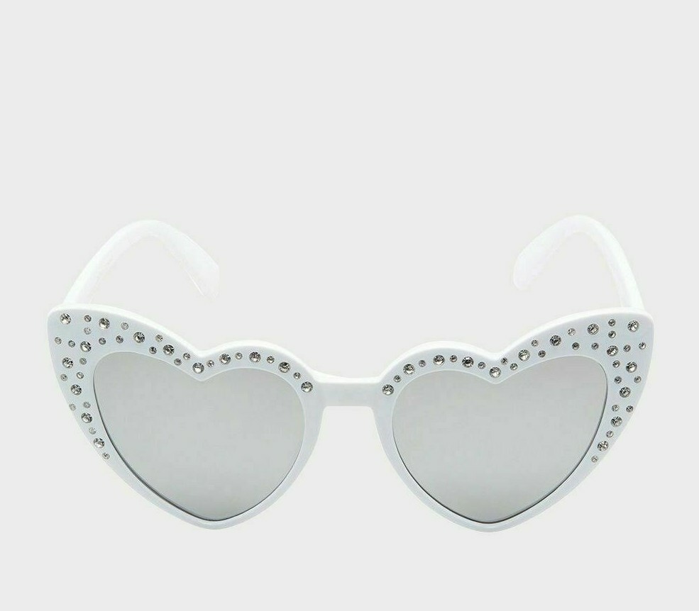 Betsey Johnson, So In Love With Hearts Sunglasses, Heart Cat  display picture 2