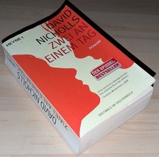 Taschenbuch "Zwei an einem Tag" (Auflage 2011) von David Nicholls, Liebesroman