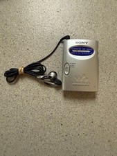 Sony walkman SRF-59 Portable AM FM Radio SONY Headphones Working