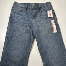NEW Wrangler Five Star Premium Denim Jeans 36x30 Relaxed Fit Blue Med Wash NWT