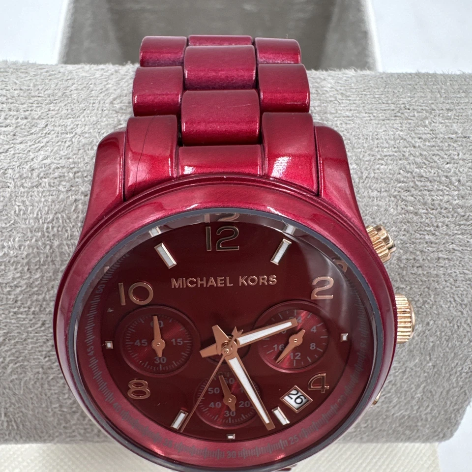 Reloj para mujer Michael Kors Runway cronógrafo rojo acero inoxidable MK7436 Foto 3 de 4