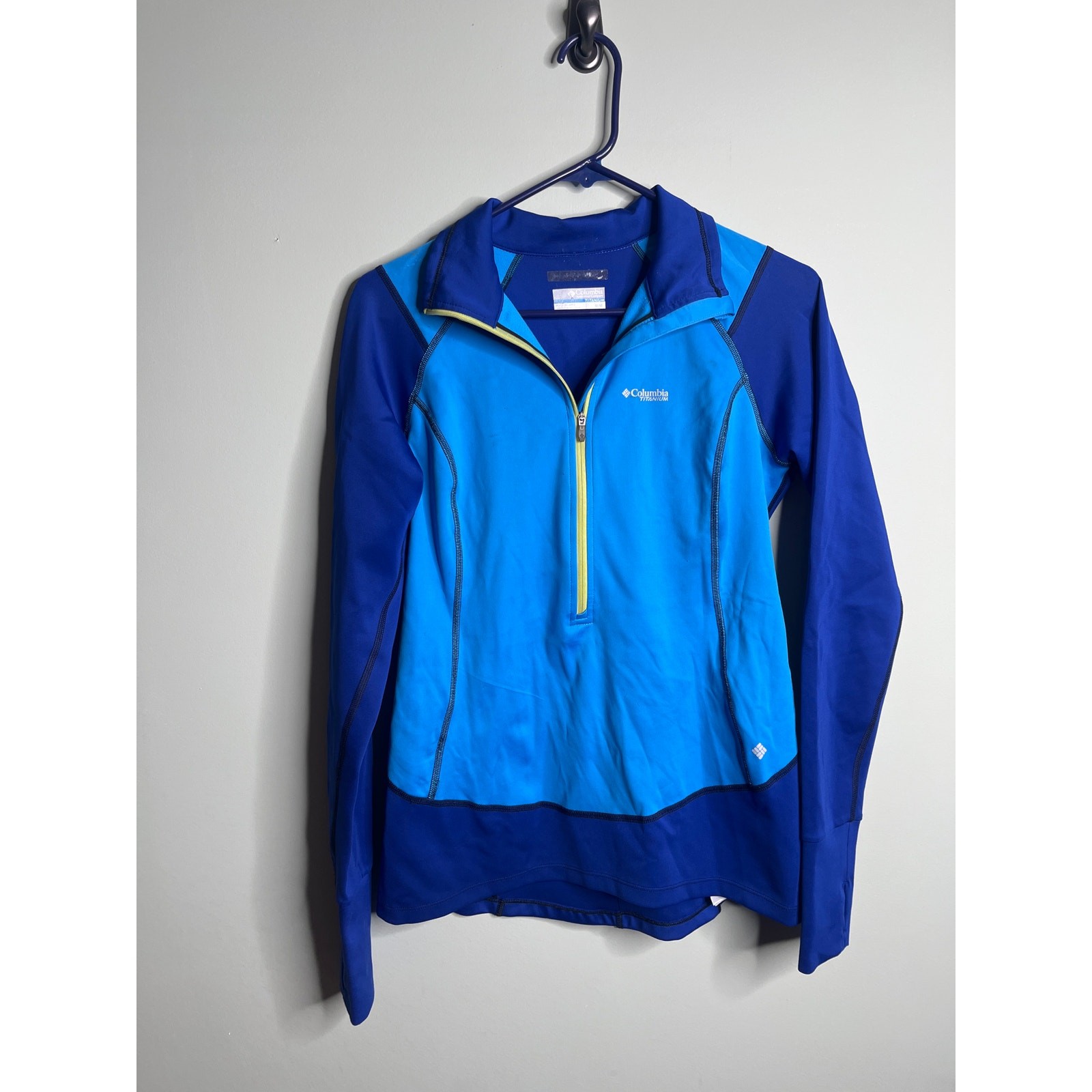 Columbia Titanium Half Zip Pullover Medium - image 1