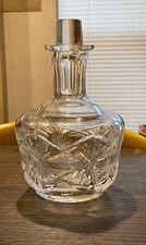 Vinatge Crystal Decanter 8”x 5”