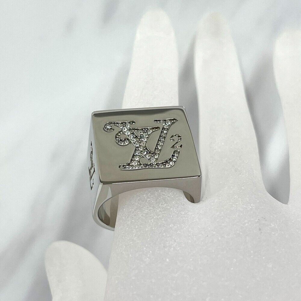 Shop Louis Vuitton 2020 SS Louis Vuitton Nigo Squared Strass Ring Silver by  BrandStreetStore