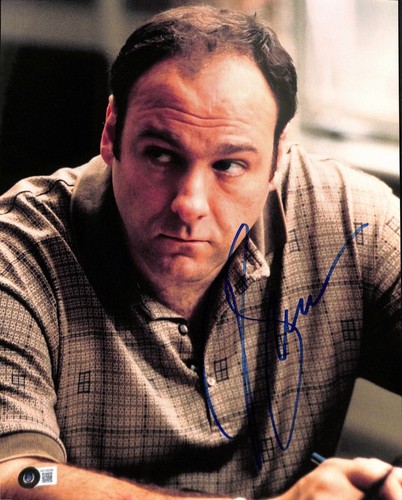 The Sopranos James Gandolfini Tony Signed 11x14 Photo BAS (Grad Collection)