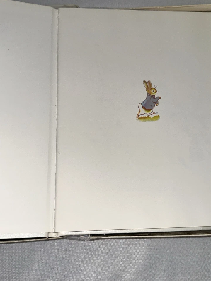 Libro de bebé de colección Beatrix Potter Peter Rabbit 1976 A Tale of Baby’s Days sin usar nuevo en caja Foto 4 de 4