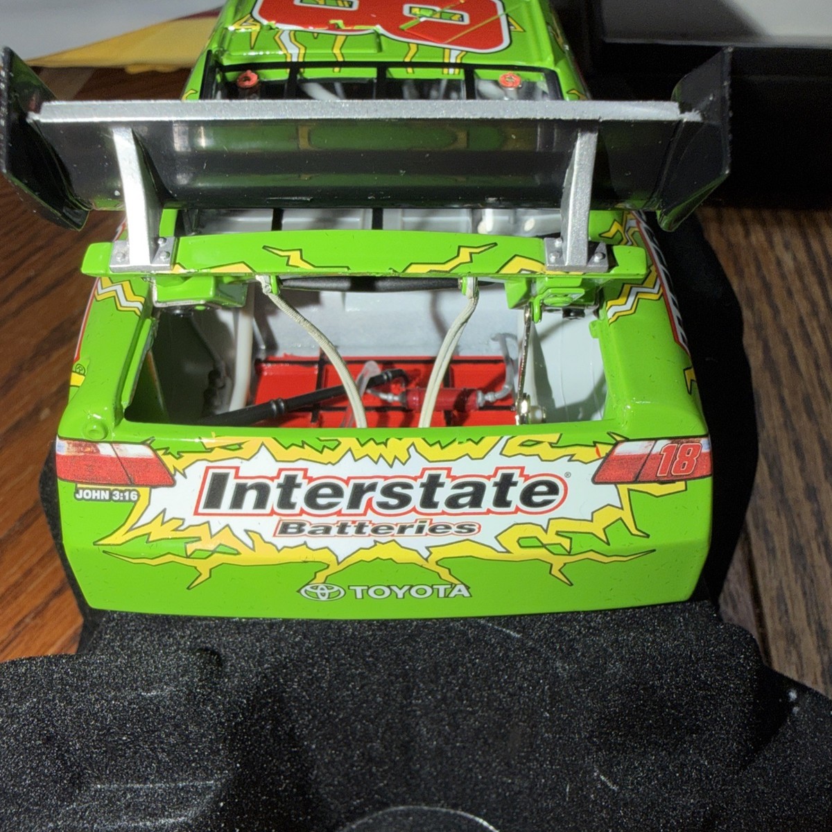 2009 Kyle Busch 1:24 Interstate Batteries Elite 101 of 150