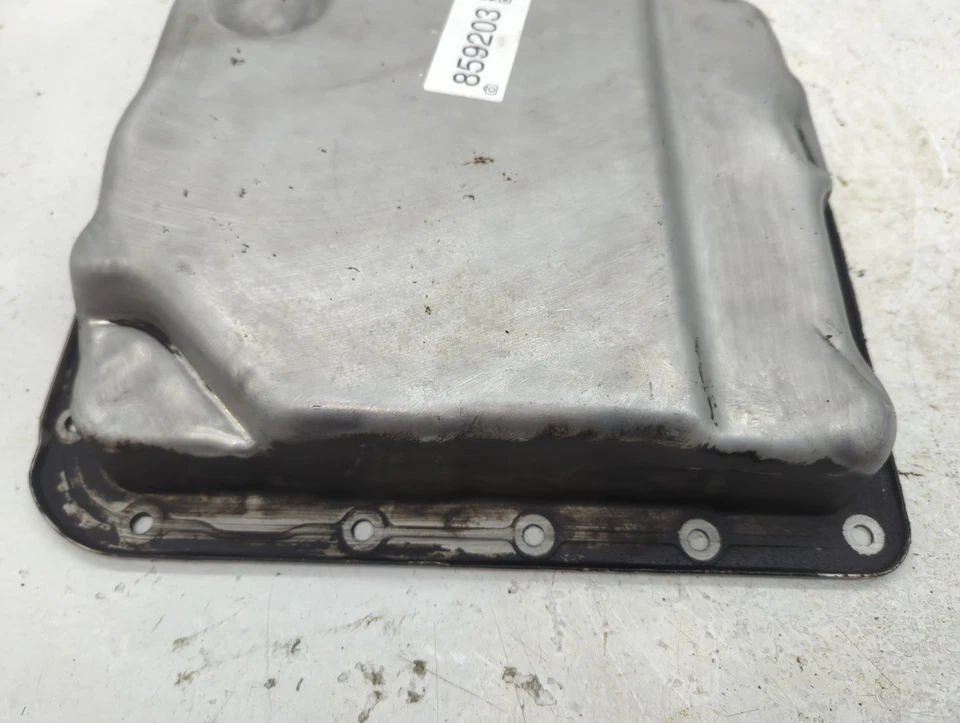 Cacerola de aceite de motor GMC Yukon XL VPQKK Foto 3 de 4