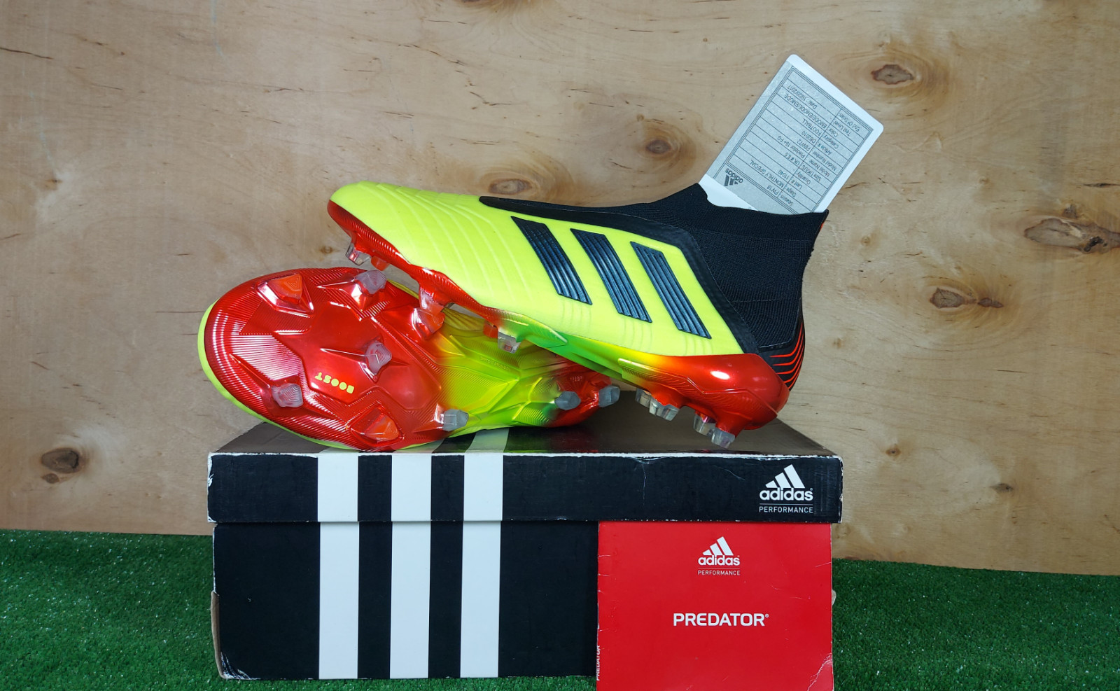 S Football/soccers
