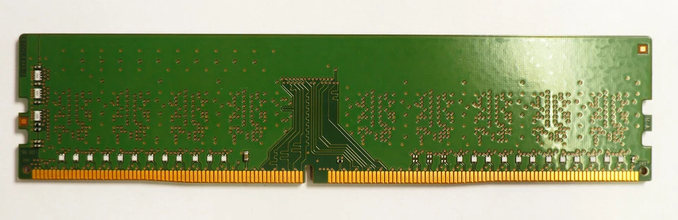 4 GB SKHYNIX / HP HMA451U6AFR8N-TF P/N: 798033-001 PC4-2133P DDR4 RAM - Image 2 of 2