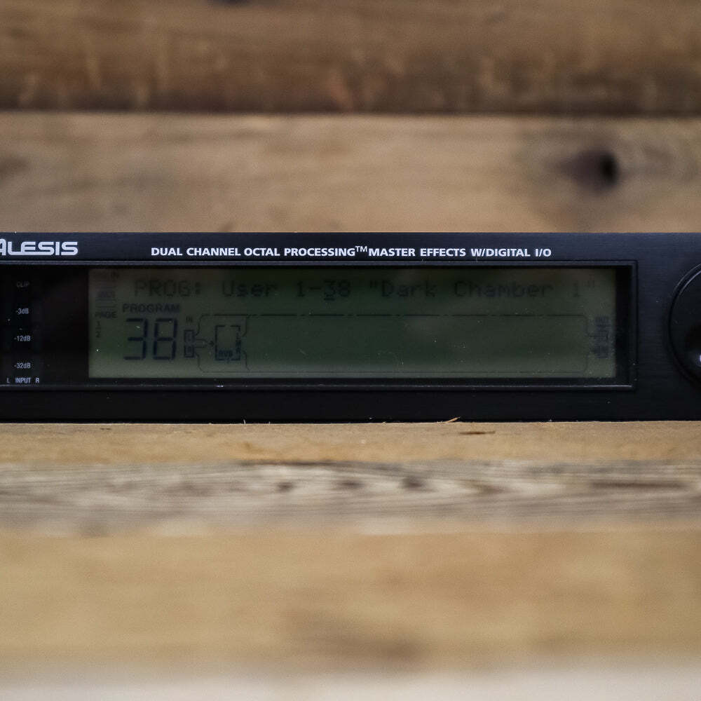 Alesis Quadraverb 2 Digital Reverb Effects Processor Quadra Alesis Quadraverb 2 Digital Reverb Effects Processor Quadra