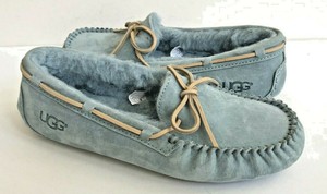 ugg dakota succulent