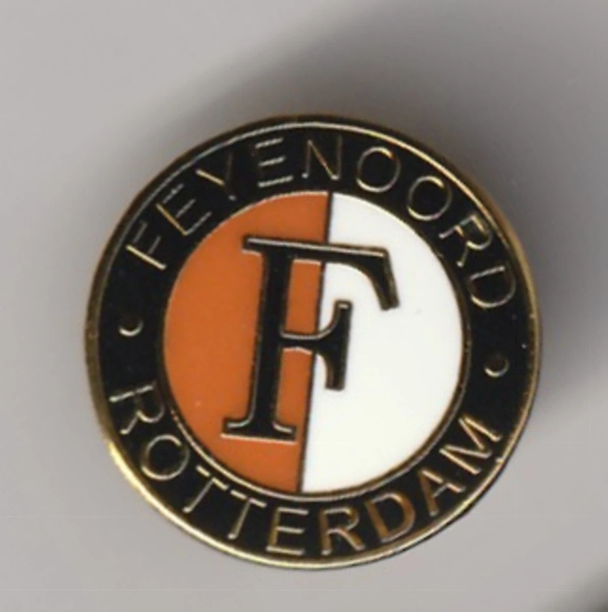 Pin's Émaillé Vintage Feyenoord Rotterdam – Badge Football Club Hollandais