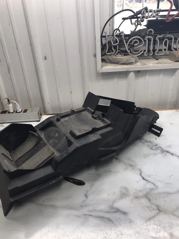 Guardabarros trasero interior 97 Suzuki TL 1000 TL1000 S Foto 2 de 4