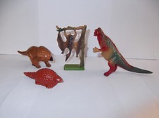 Starlux / Frankreich, 4 Dinosaurier / Urzeittiere aus Hartplastik  1950er Jahre.
