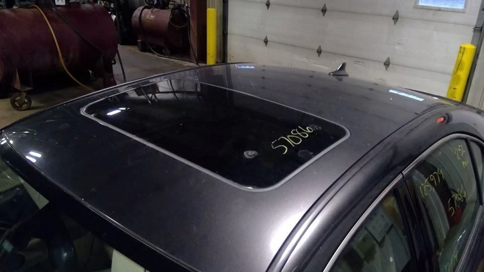 Passenger Tail Light Sedan Lid Mounted Fits 09-10 LEXUS IS250 4070496 - Image 4 of 4