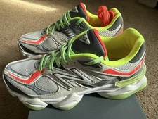 New Balance 9060 DTLR Glow Size 6.5 Men