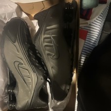 Nike Shox R4 GS Black Cushioned Lace Up Unisex Kids Sneakers 5.5Y CW2626-003