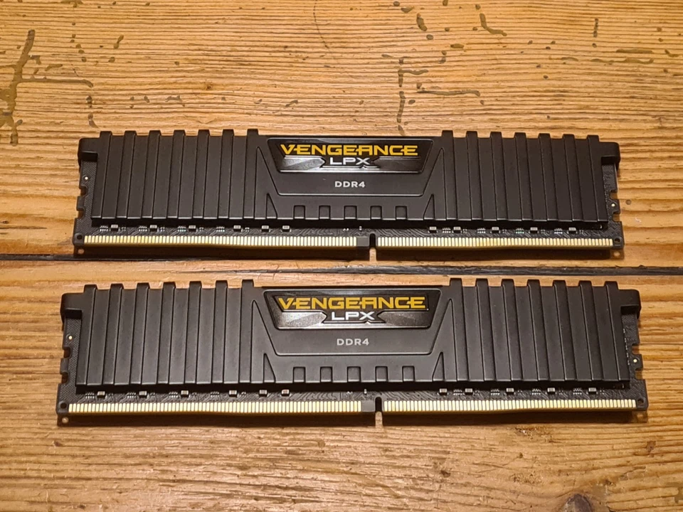 Corsair Vengeance LPX 64GB DDR4 3200MHz CL16 2x32GB (CMK64GX4M2E3200C16) - Bild 2 von 3