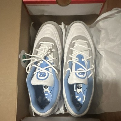 Nike UNC Tar Heels White Blue Low Top Basketball Sneakers Lace Up Athletic