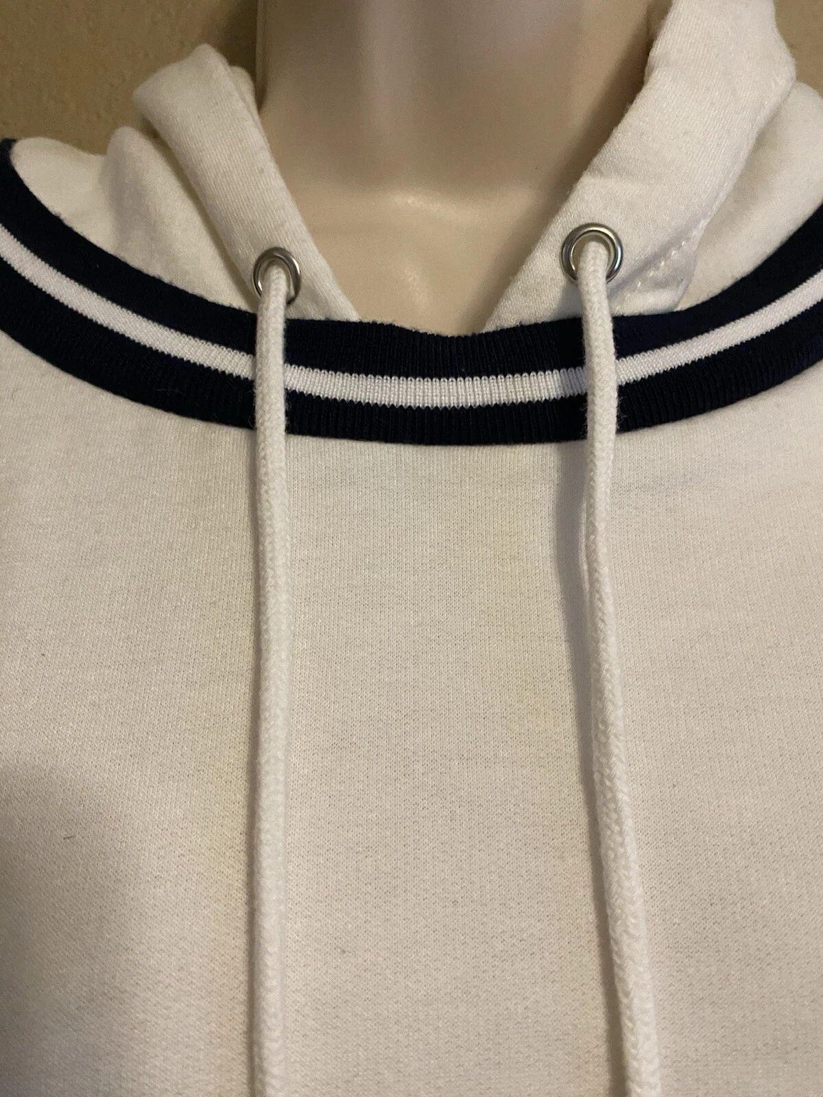 OFF WHITE Felpa con cappuccio pullover cropped avorio oliva ed edera donna XL