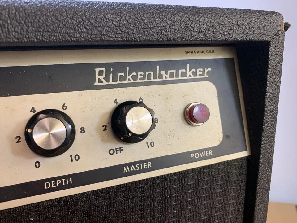 Altavoz Amplificador Guitarra Eléctrica Rickenbacker TR7 De Colección Años 60 70 Santa Ana Californi Foto 3 de 4