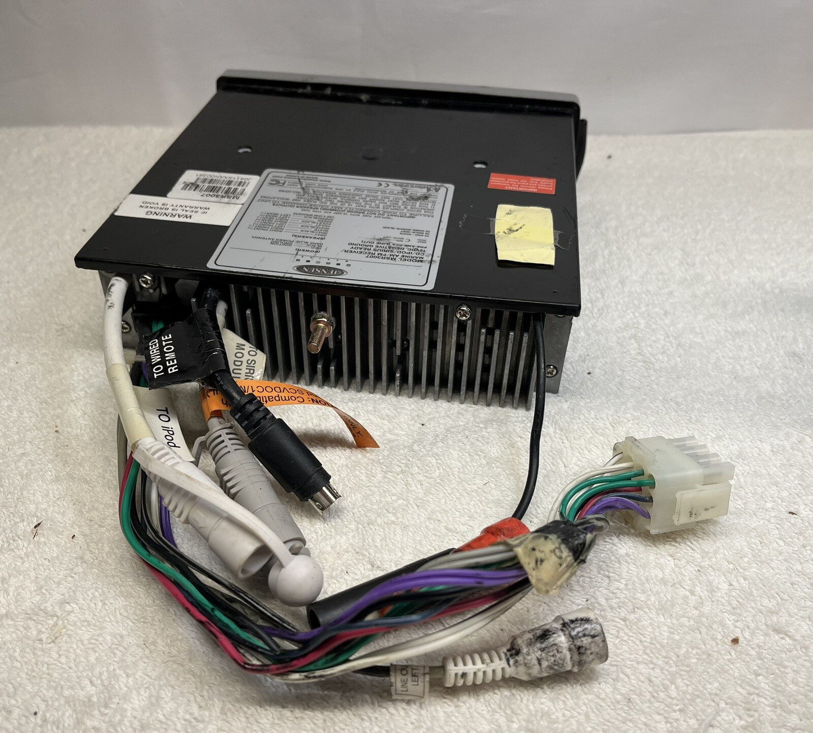 JENSEN MARINE AM/FM CD RECEIVER STEREO MSR3007 W/ MWR100 WIRED REMOTE