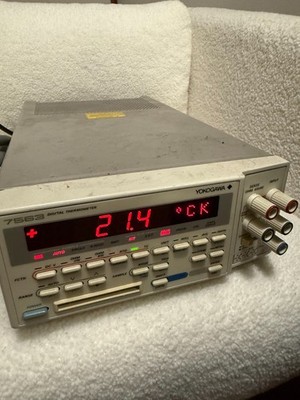 YOKOGAWA 7563 Digital Thermometer Model