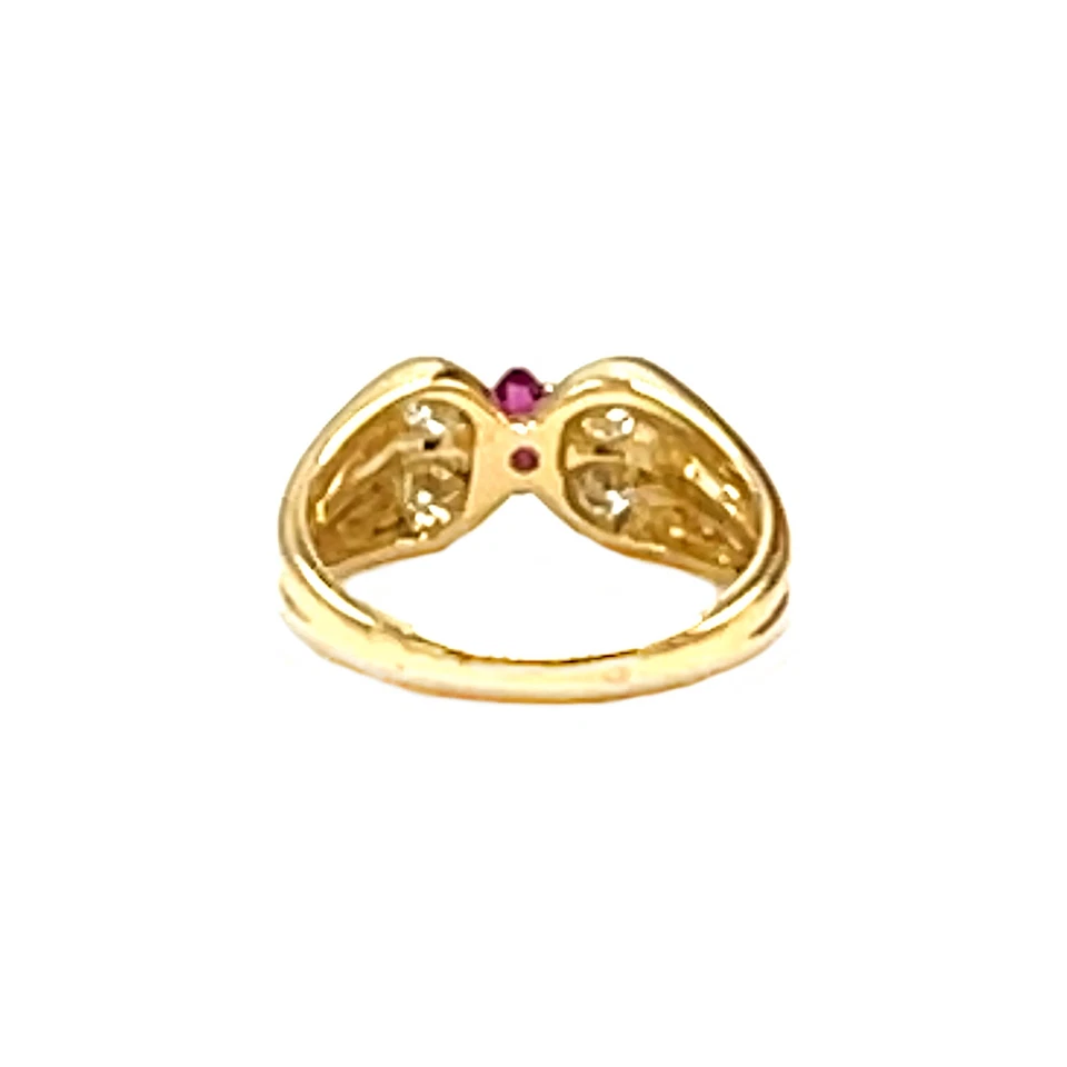 Anillo mariposa diamantes rubí Van Cleef & Arpels Foto 3 de 4