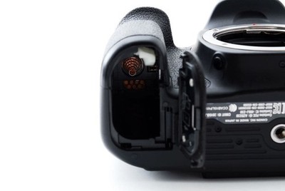 Canon EOS 80D Digital Camera with EF 28-80mm and EF 80-200mm Lens
