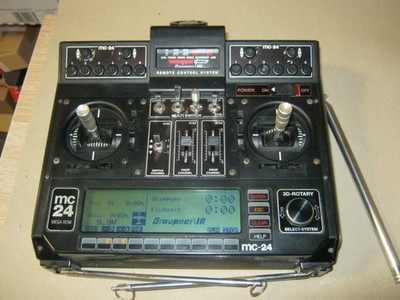 Graupner Profi Sender MC 24  35 Mhz  4 mega soft rom  deutsch + Aufhängung