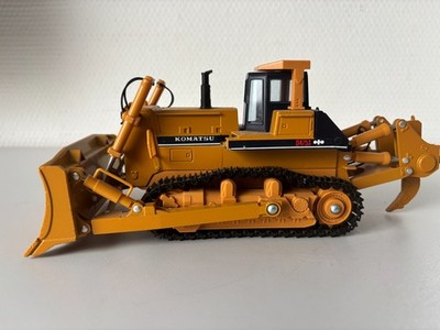 Komatsu Planierraupe D475A schwarze Ketten Shinsei #617 1:50
